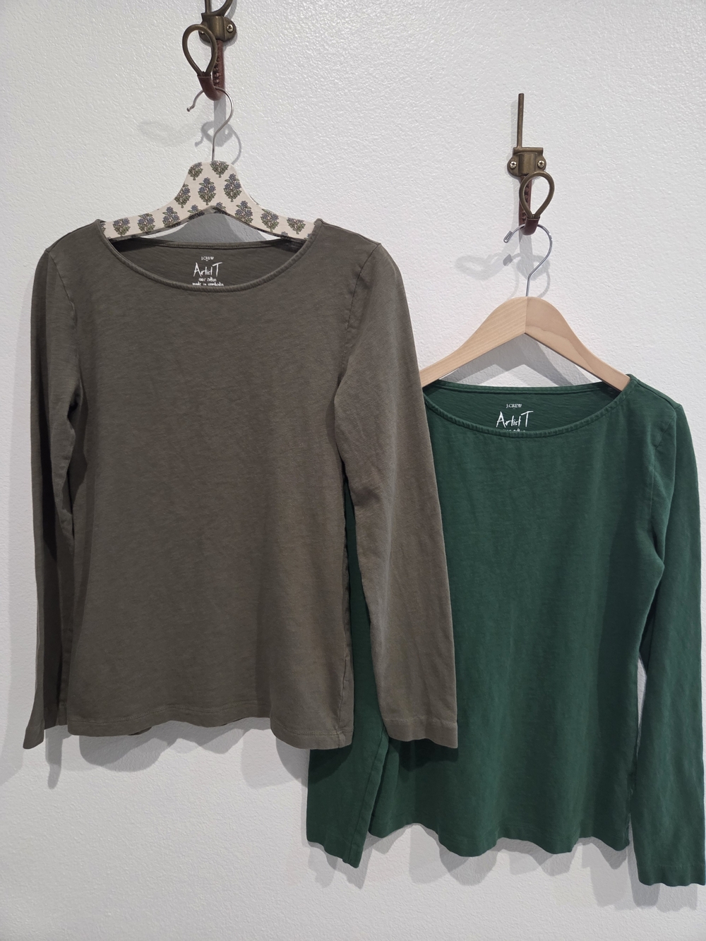 J. Crew Long Sleeve Artiat Tees in Olive and Forest Green - Medium